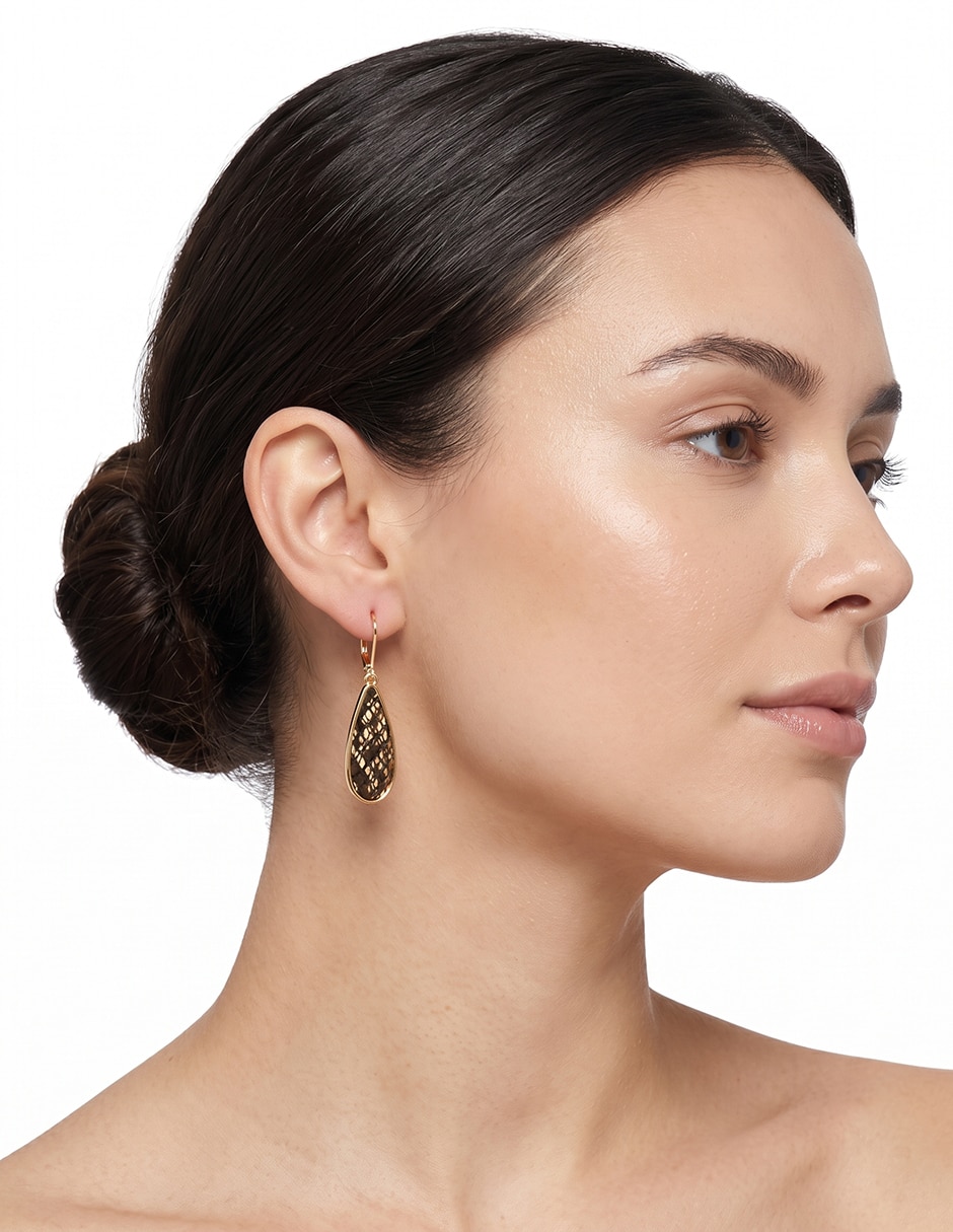 Aretes de gota Metallic Textured Color con acabado pulido 3