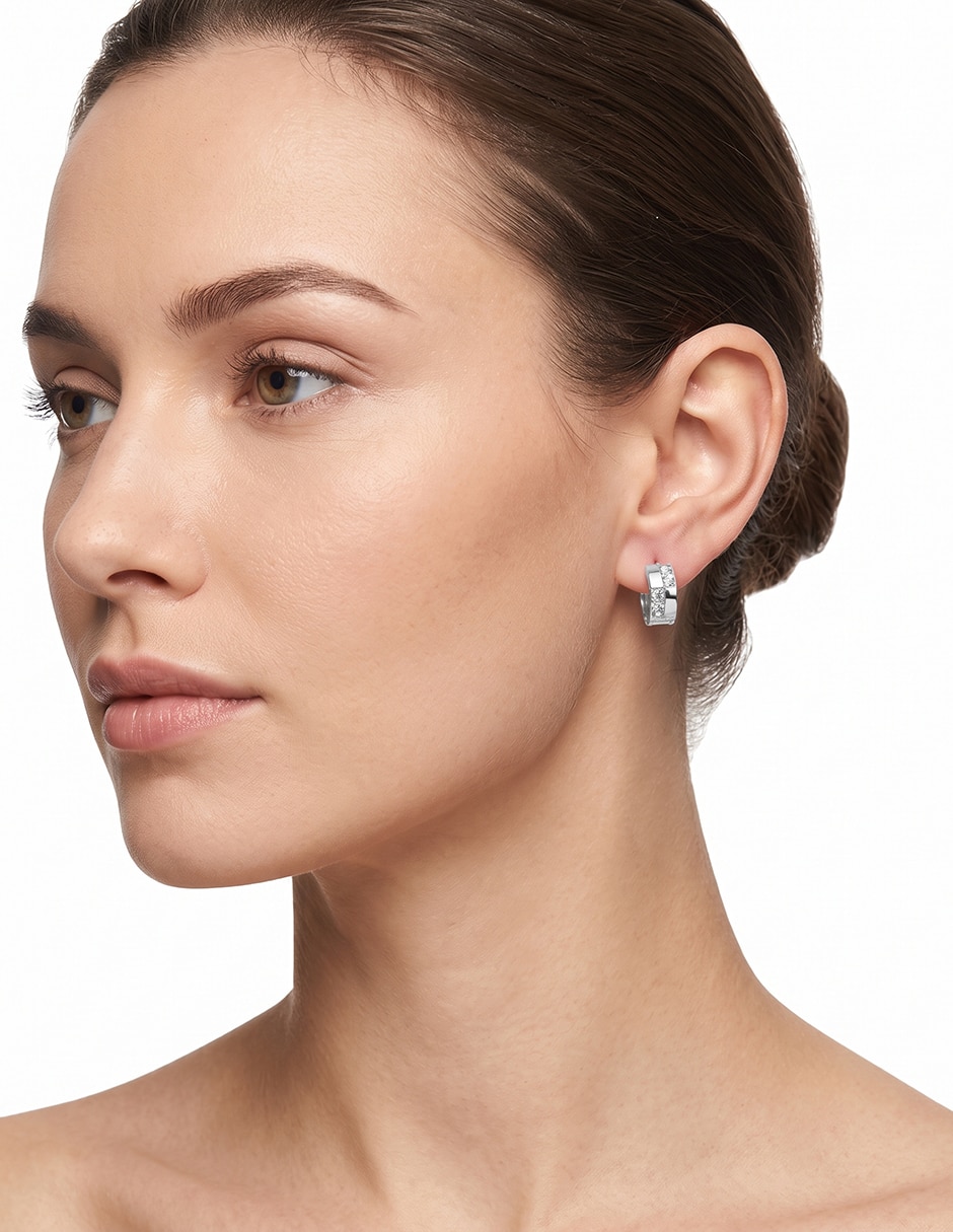 Aretes circulares Checkered Crystal con acabado pavé cristal 3