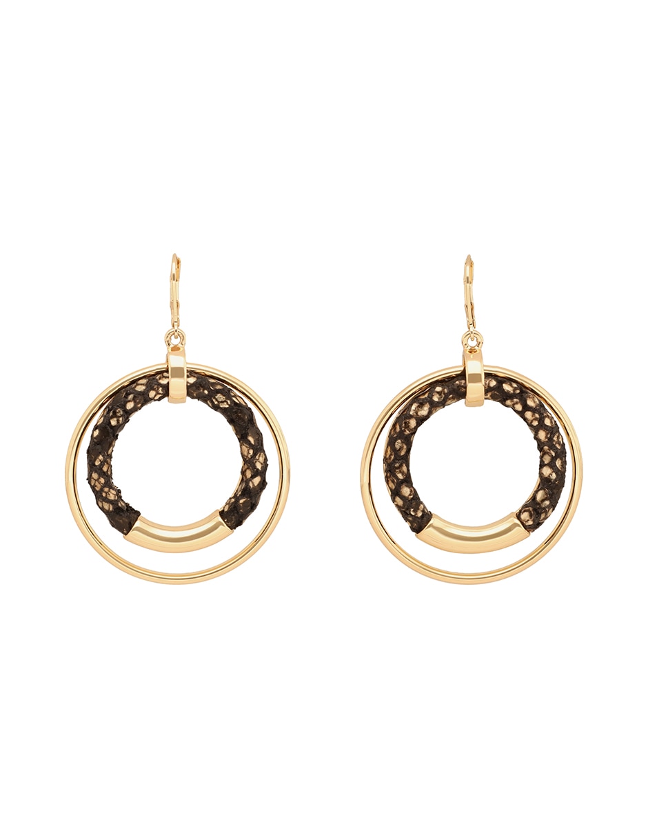 Aretes circulares Metallic Textured Color con acabado pulido Aretes circulares Metallic Textured Color con acabado pulido