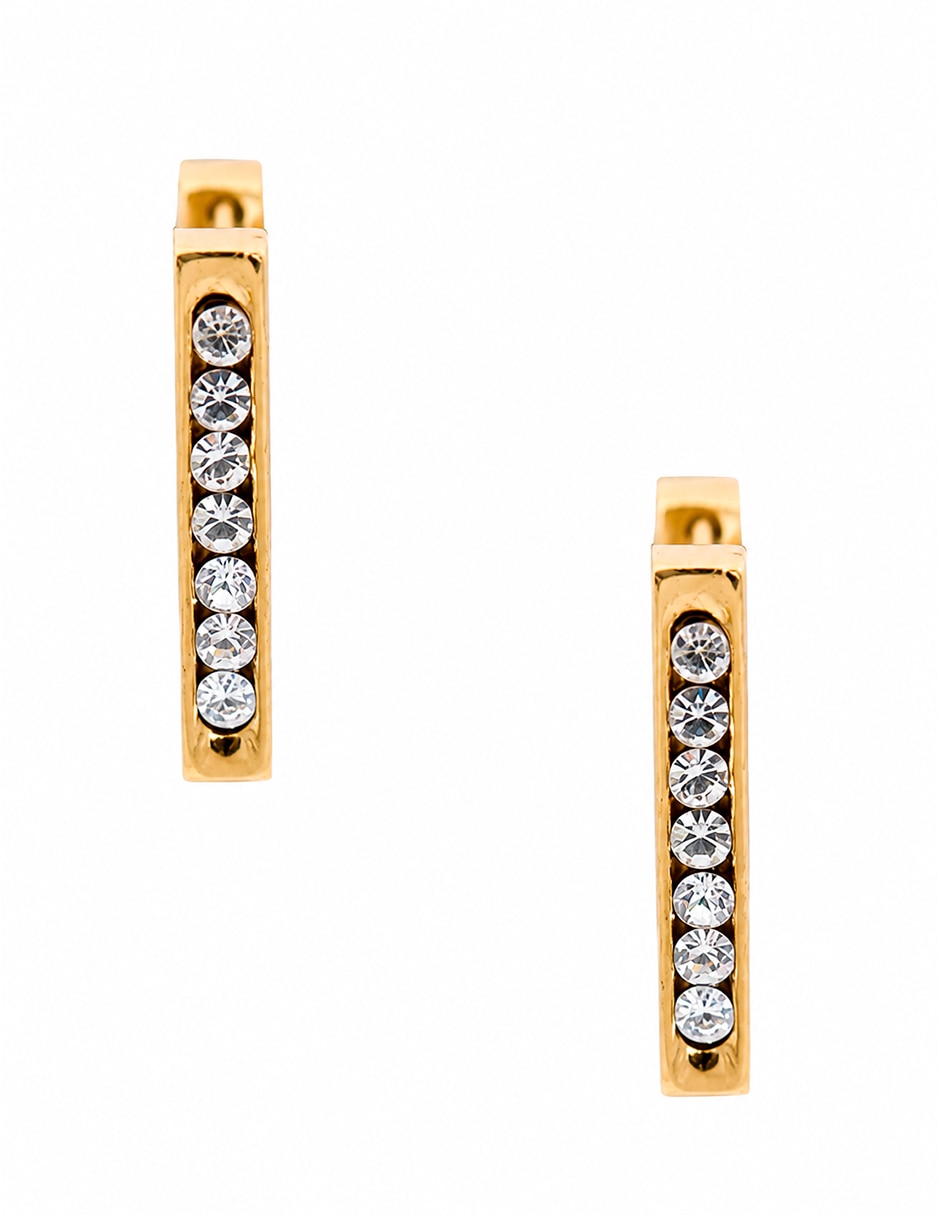 Set de aretes con acabado chapa de oro