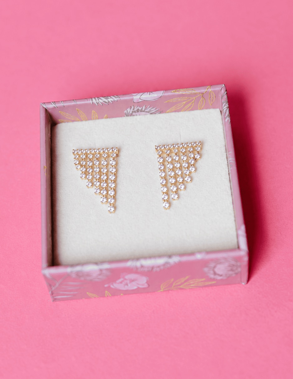 Aretes cortos con acabado baño de oro 14 K zirconia 4