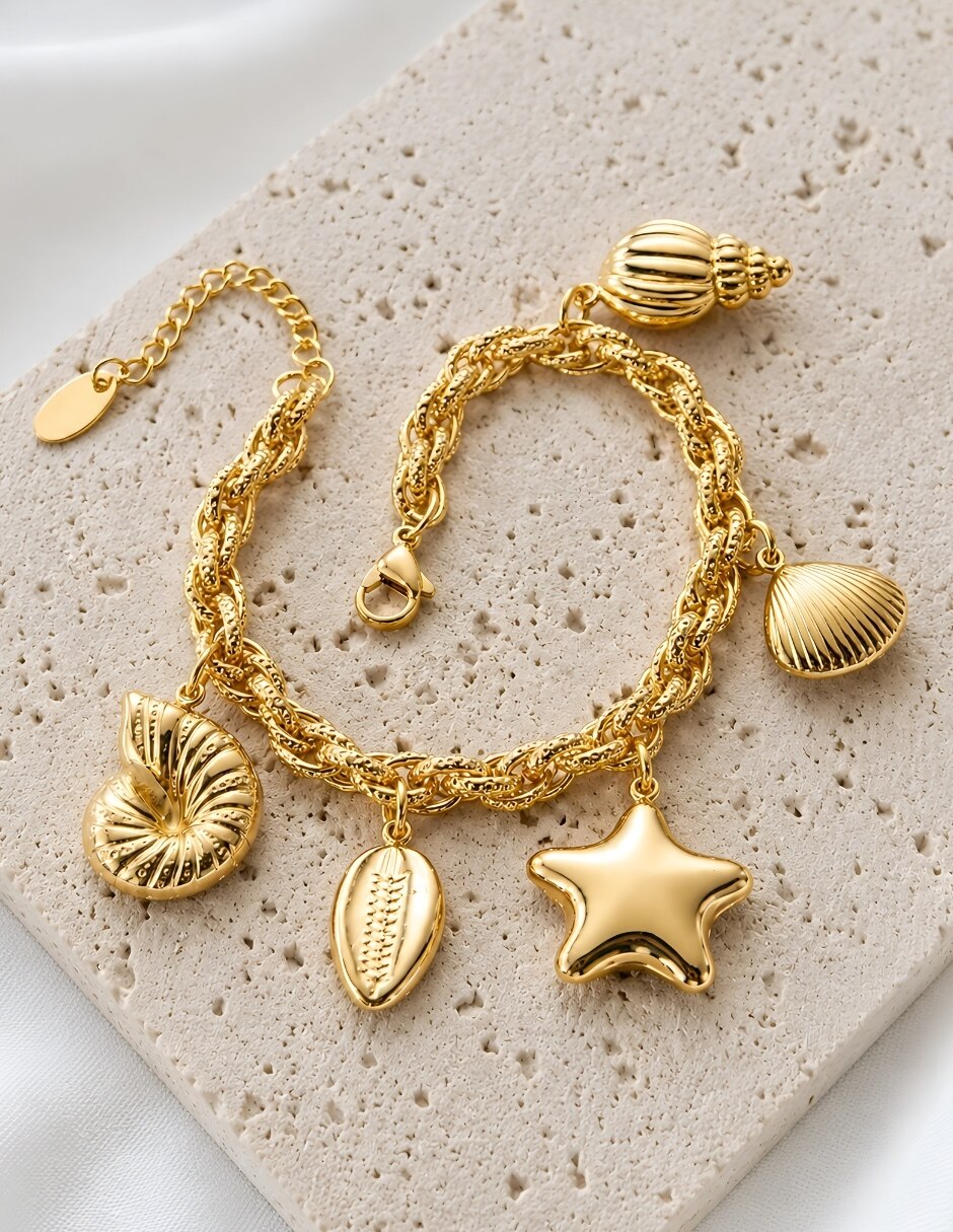 Pulsera con Marevia acabado baño de oro 8