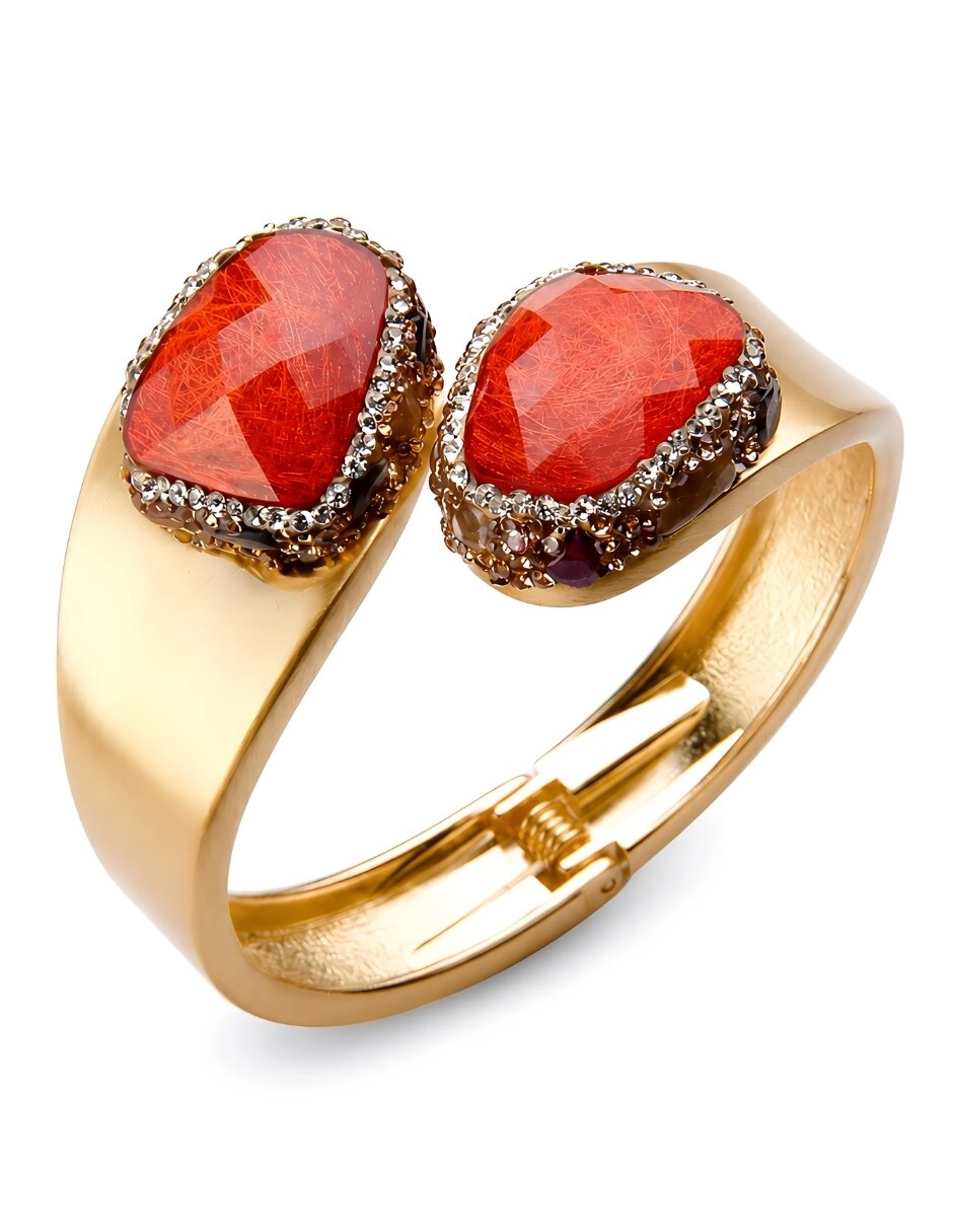 Brazalete con piedra natural Carmiín acabado baño de oro 2