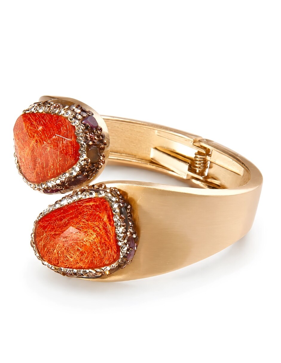 Brazalete con piedra natural Carmiín acabado baño de oro 5
