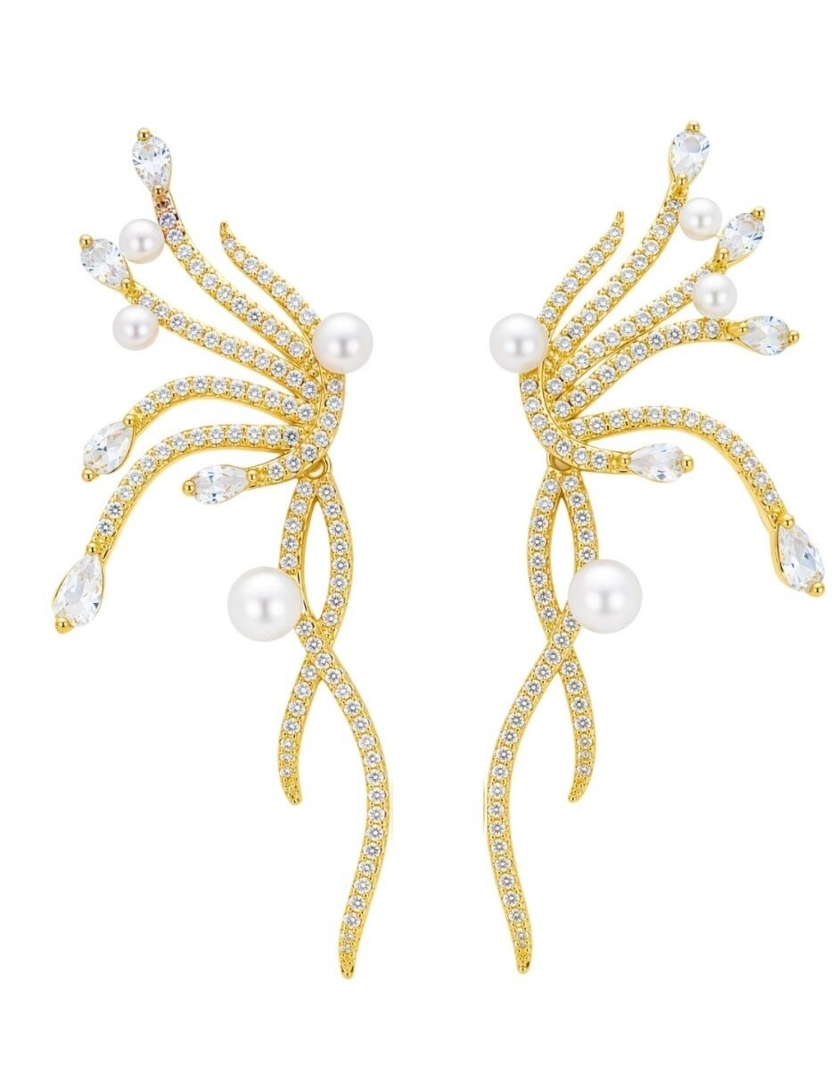 Broqueles elysa con acabado baño de oro zirconia Broqueles elysa con acabado baño de oro zirconia