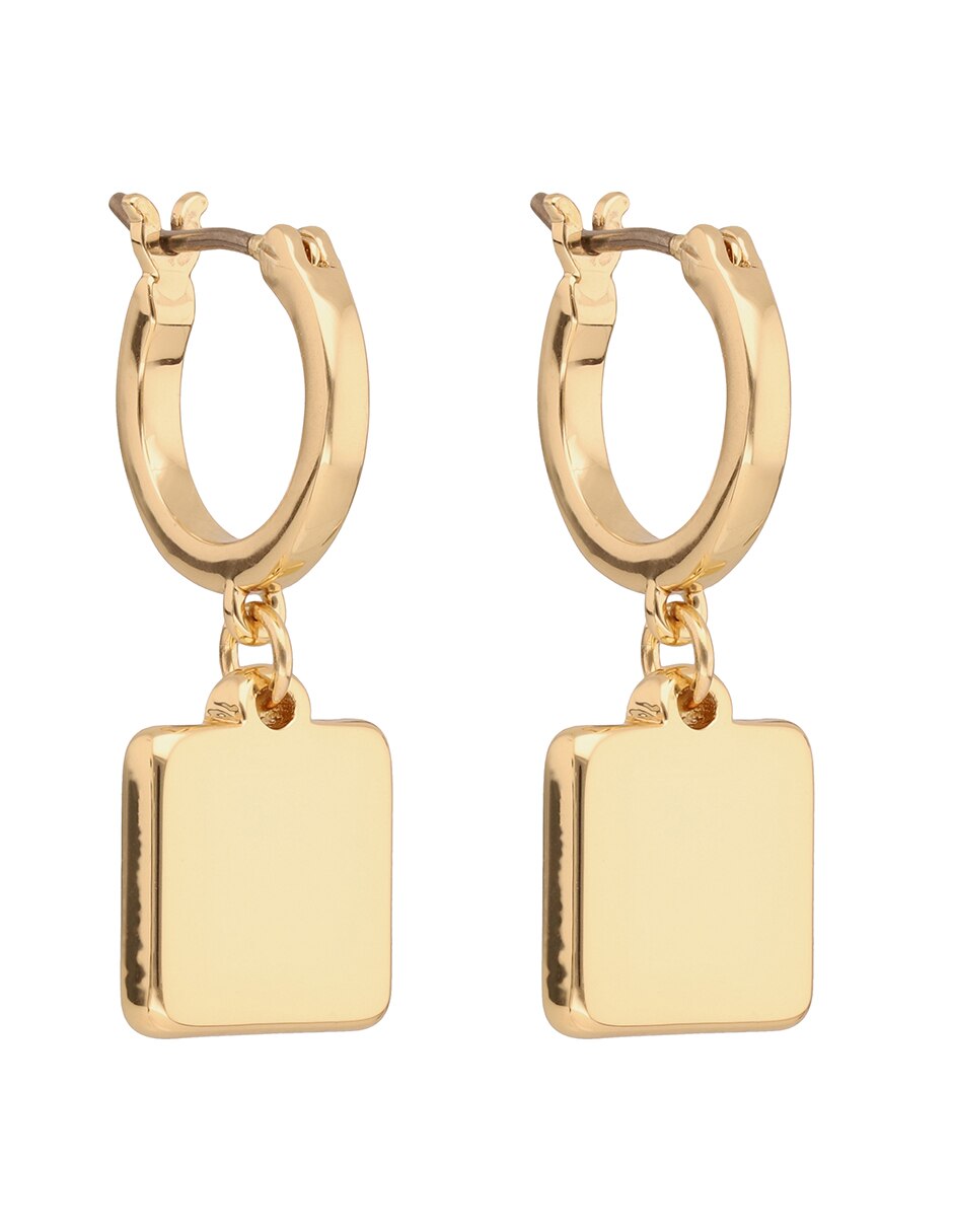 Aretes cortos mallandra con acabado liso Aretes cortos mallandra con acabado liso