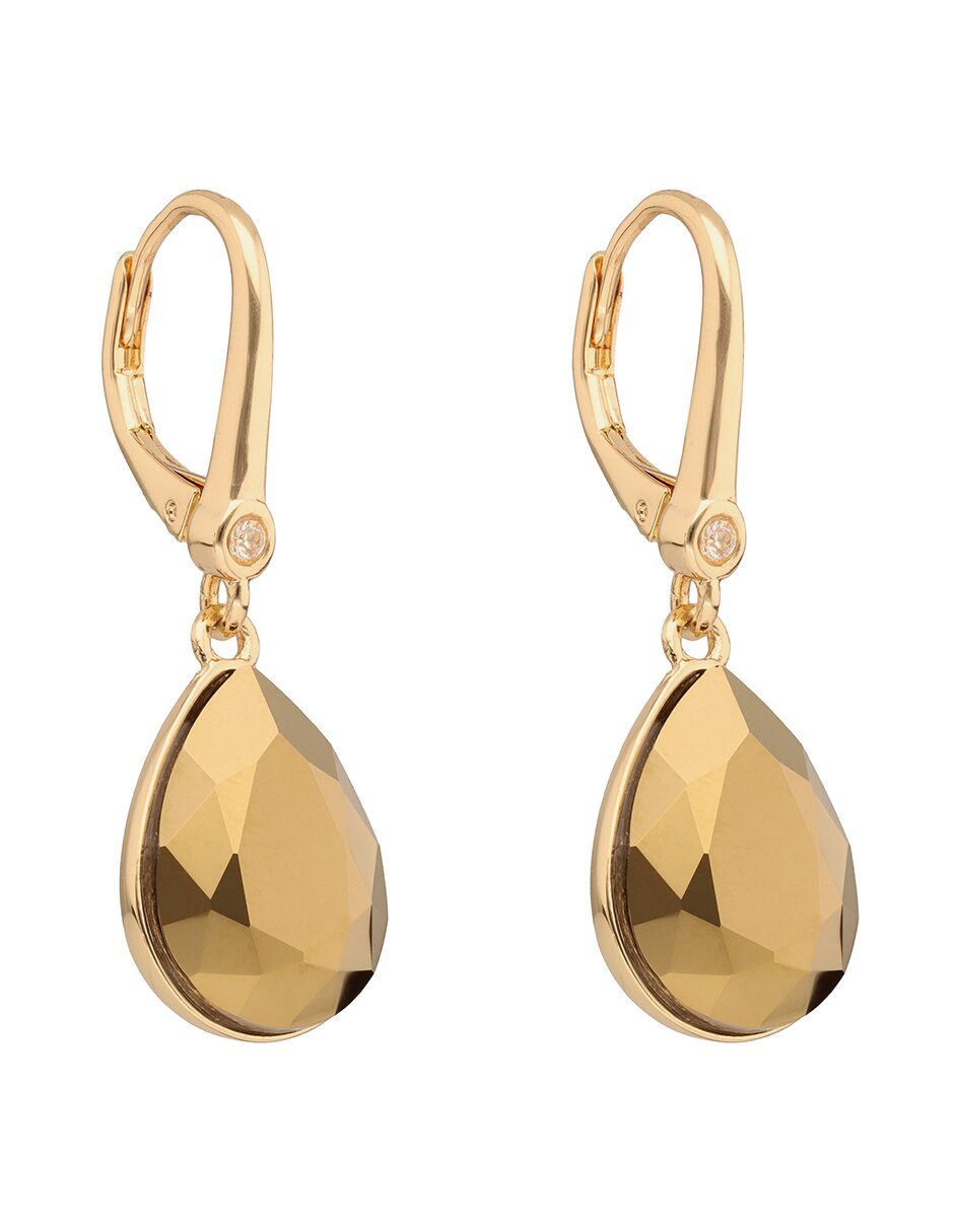 Aretes cortos mallandra con acabado liso