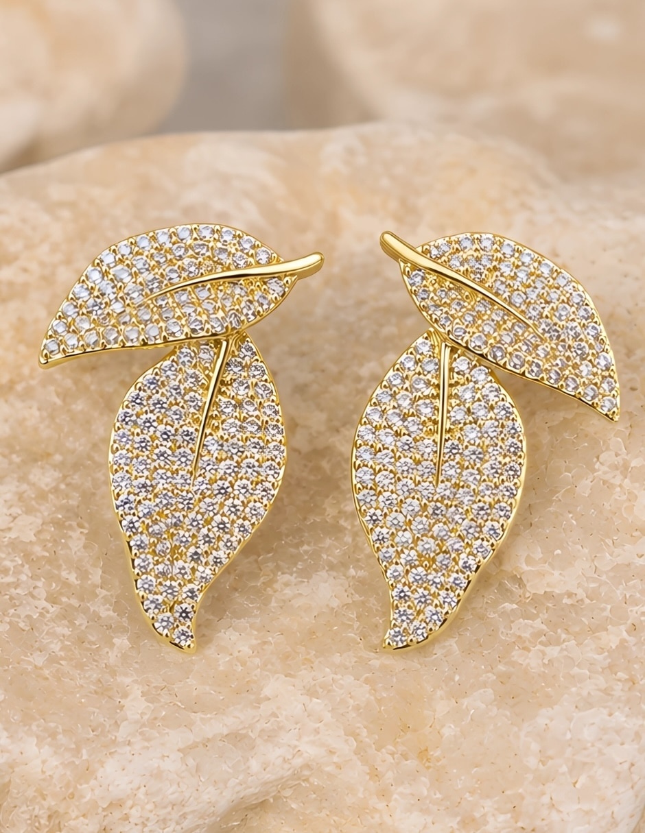Broqueles sylva golden con acabado baño de oro zirconia 6