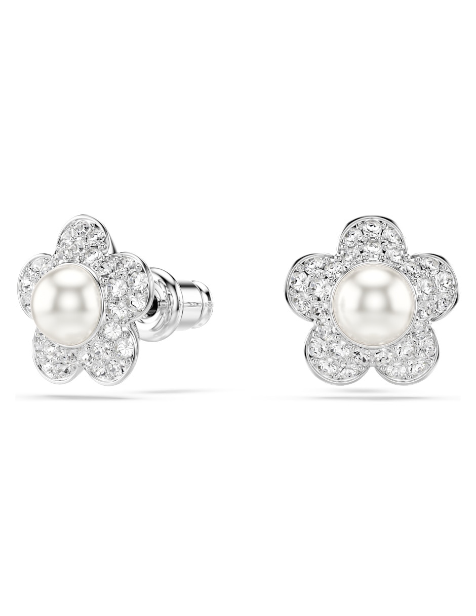 Aretes cortos de flor Capsule con acabado brillante 4